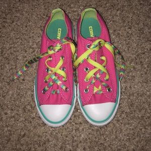 Girls super cute neon converse (never worn)